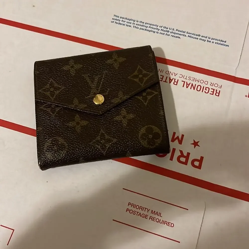 Louis Vuitton Authentic Monogram Compact Bi-fold Wallet Brown